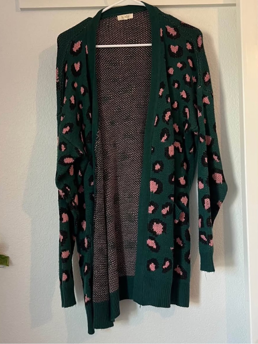 LA MIEL Dark Green Open Cardigan with Pink Leopard Print